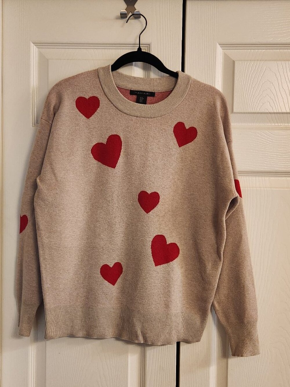 Tahari Beige Hearts Novelty Sweater